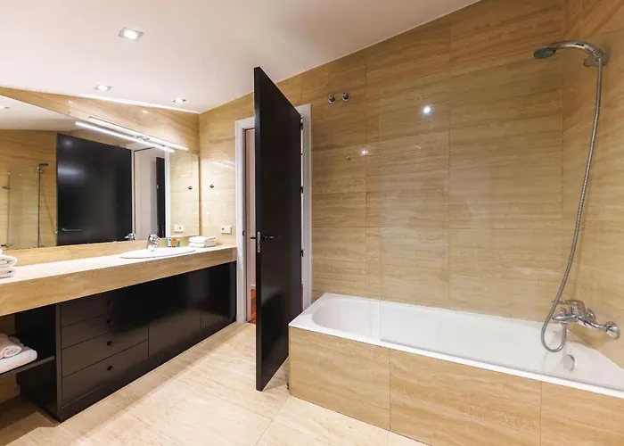 Apartmán Bravissimo Cort Reial Palau, Duplex Penthouse *