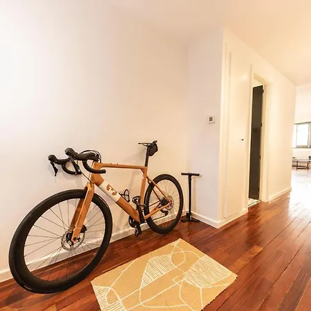 Bravissimo Cort Reial Palau, Duplex Penthouse דירה