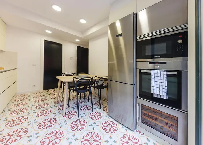 Apartamento Bravissimo Cort Reial Palau, Duplex Penthouse *